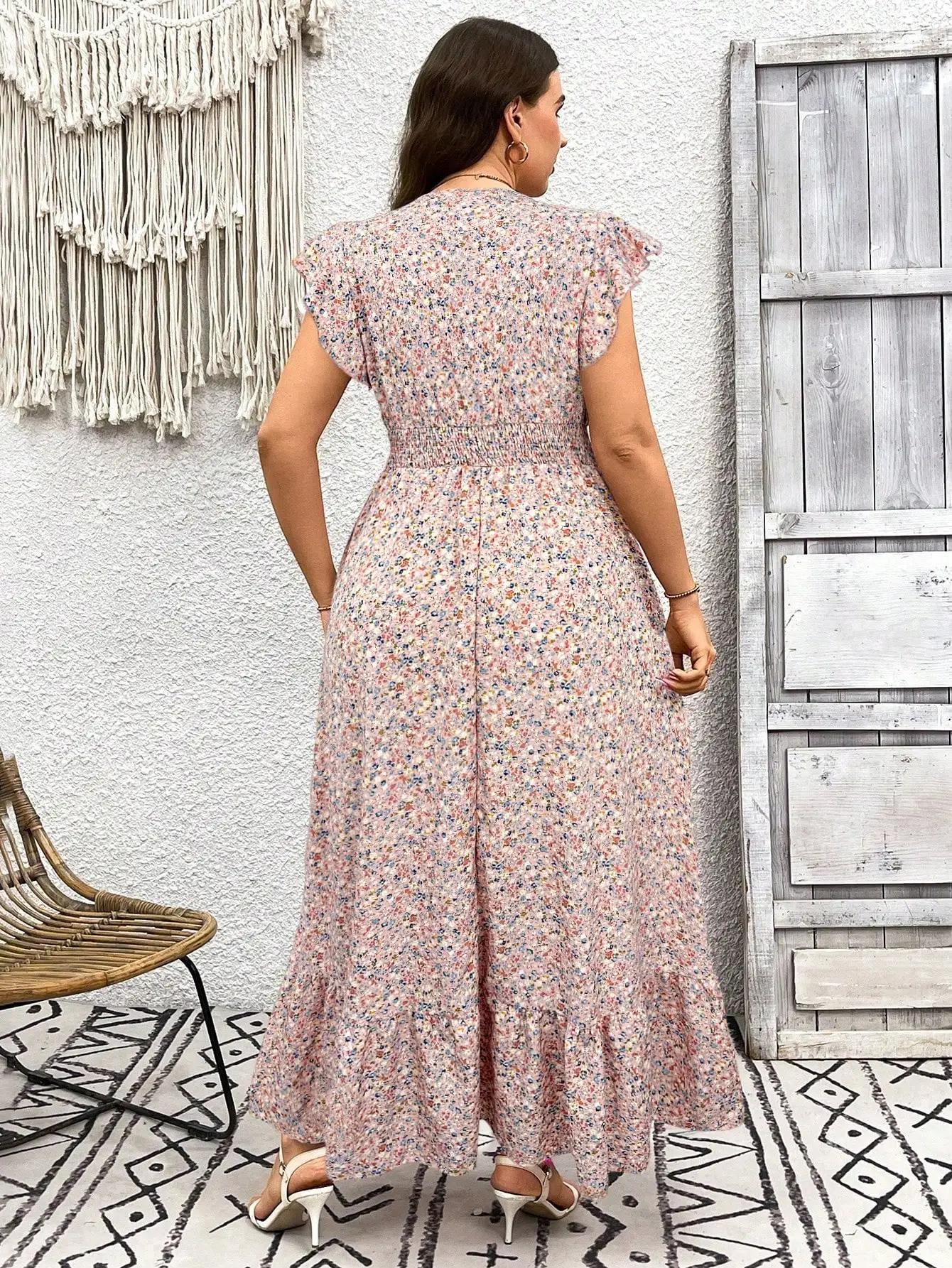 Plus Size Women Summer Small Floral Print Boho V Neck Long Holiday Dress
Plus Size Women Summer Small Floral Print Boho V Neck Long Holiday Dress