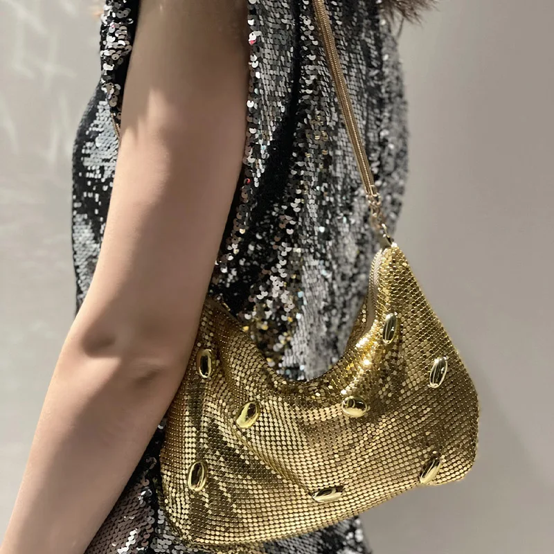 Fashion Spring and Summer Women's Large Capacity Aluminum Alloy Sequin Tote Bag Luxury Design Gold Elegant Evening Dress Bag
Fashion Spring and Summer Women's Large Capacity Aluminum Alloy Sequin Tote Bag Luxury Design Gold Elegant Evening Dress Bag