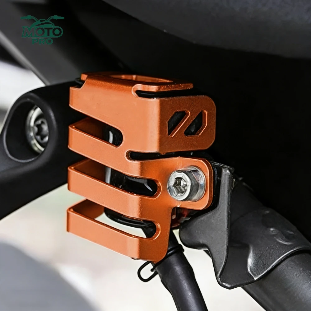 For KTM 1390 Super Duke R EVO GT 2024 2025 2026 Rear Brake Fluid Reservoir Cover Guard Protector Oil Tank Cup Cap Accessories
For KTM 1390 Super Duke R EVO GT 2024 2025 2026 Rear Brake Fluid Reservoir Cover Guard Protector Oil Tank Cup Cap Accessories