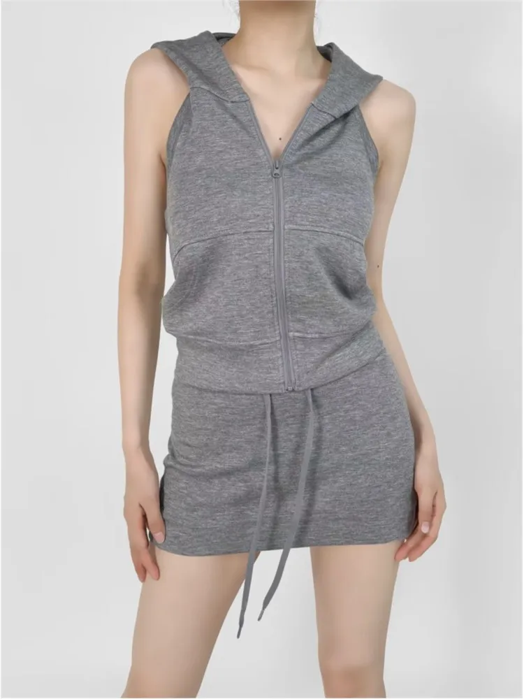 Women Fashion Slim Tracksuits 2 Piece Set Spring Summer Casual Hooded Sleeveless Short Top Bodycon Skirt Outfits Femme Clothing
Women Fashion Slim Tracksuits 2 Piece Set Spring Summer Casual Hooded Sleeveless Short Top Bodycon Skirt Outfits Femme Clothing