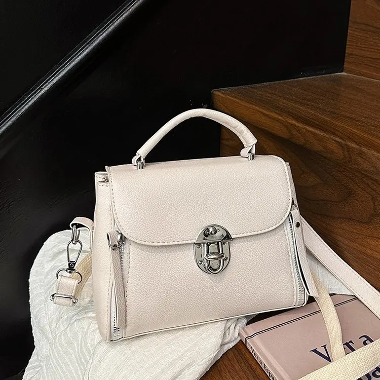 2026 New-Arrival Women's Large-Capacity Bag - Light Luxury & Versatile, Fashion Shoulder/Crossbody/Tote/Handheld Commuter Bag
2026 New-Arrival Women's Large-Capacity Bag - Light Luxury & Versatile, Fashion Shoulder/Crossbody/Tote/Handheld Commuter Bag