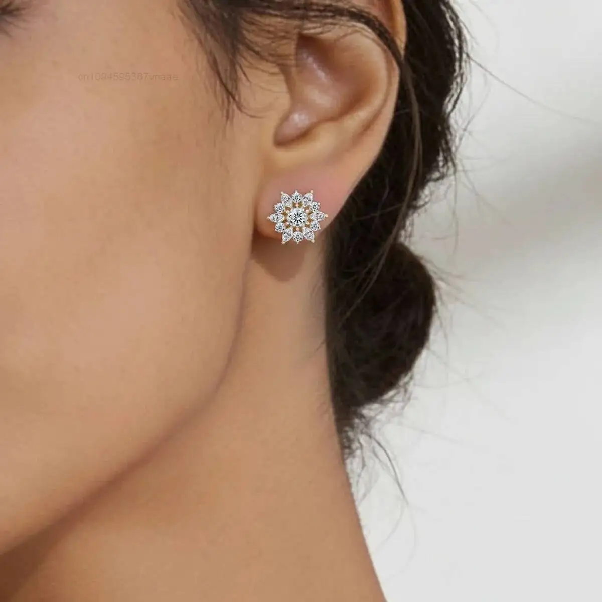 Round and Marquise Cut Moissanite Cluster Stud Earrings 6 TCW Colorless VVS 14K Gold Floral Solitaire Screw Back Jewelry Gift
Round and Marquise Cut Moissanite Cluster Stud Earrings 6 TCW Colorless VVS 14K Gold Floral Solitaire Screw Back Jewelry Gift