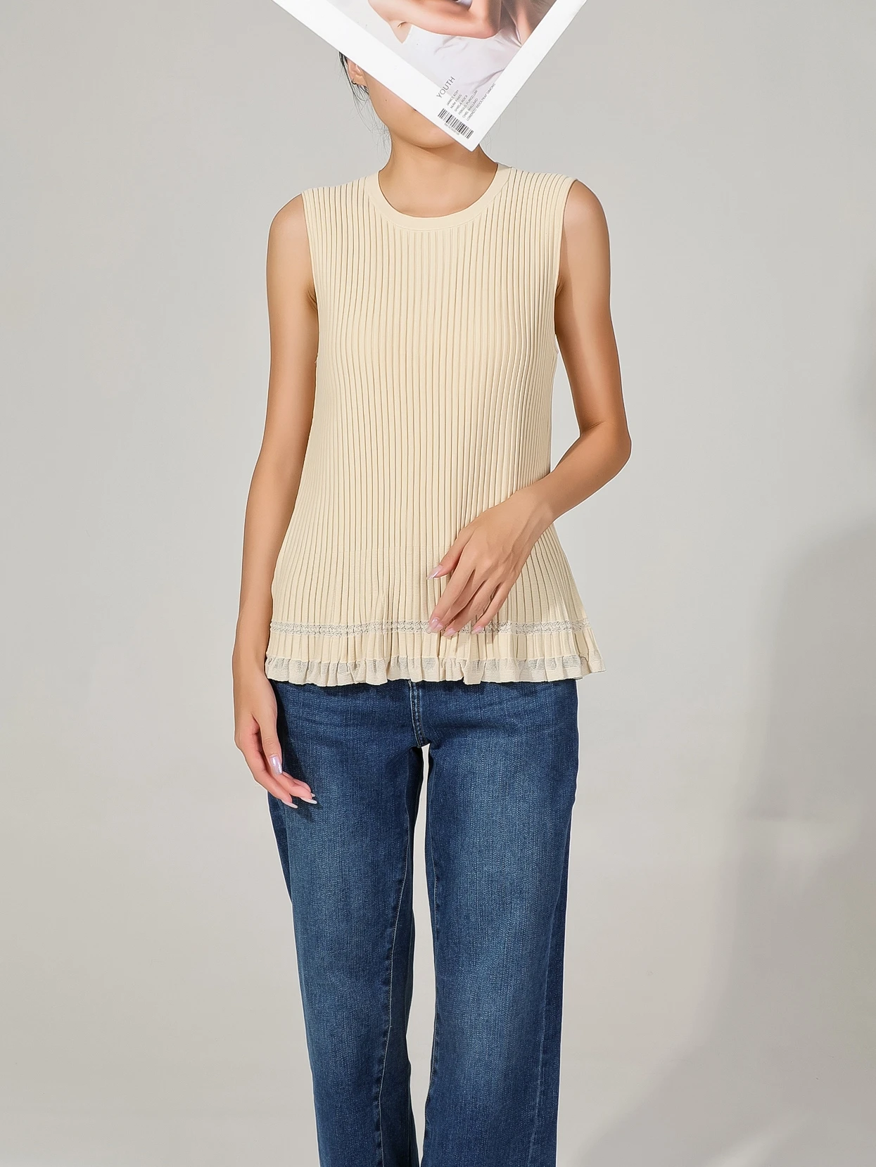 Casual Loose round Ne Svel Knitted Vest Lady's Commute Smart Sle Comfortable Slimming Top in Pure Color
Casual Loose round Ne Svel Knitted Vest Lady's Commute Smart Sle Comfortable Slimming Top in Pure Color