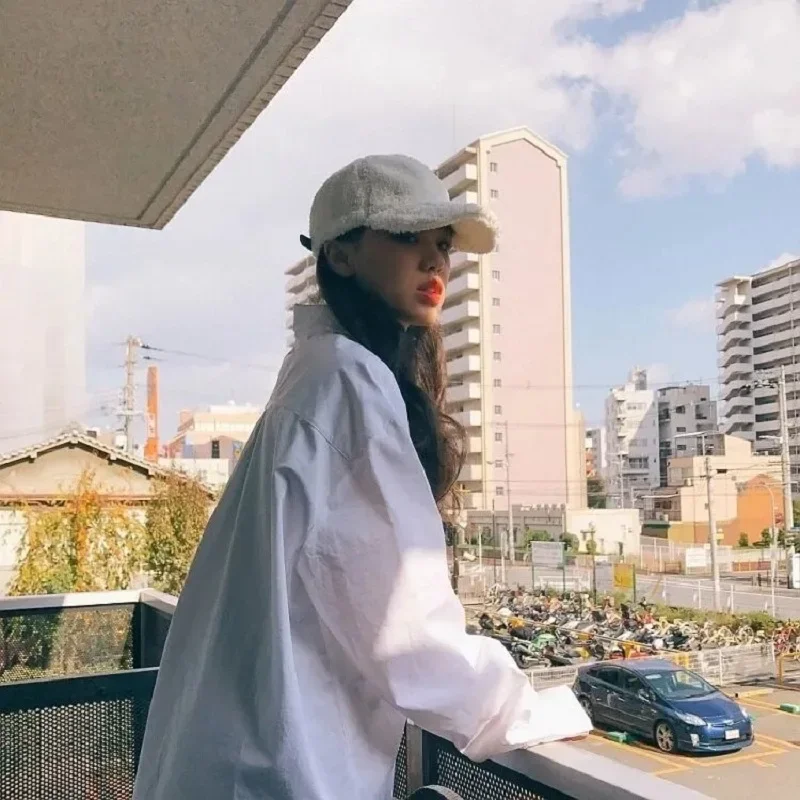 2024 Spring Minimalist Chic Oversize Women's White Basic Shirt Long Sleeve Button Up Loose Woman Tunic Blouse Clothing
2024 Spring Minimalist Chic Oversize Women's White Basic Shirt Long Sleeve Button Up Loose Woman Tunic Blouse Clothing