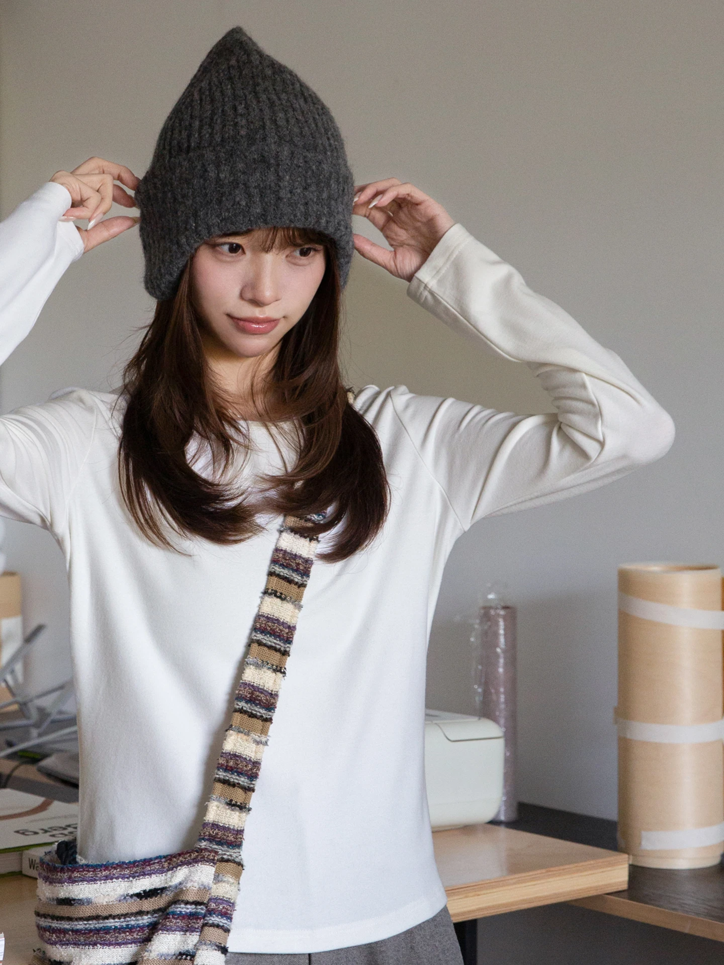 Женская велюровая футболка Milk Rabbit с длинным рукавом и круглым вырезом, однотонная, повседневная, базовый слой, приталенный крой, на каждый день
Женская велюровая футболка Milk Rabbit с длинным рукавом и круглым вырезом, однотонная, повседневная, базовый слой, приталенный крой, на каждый день