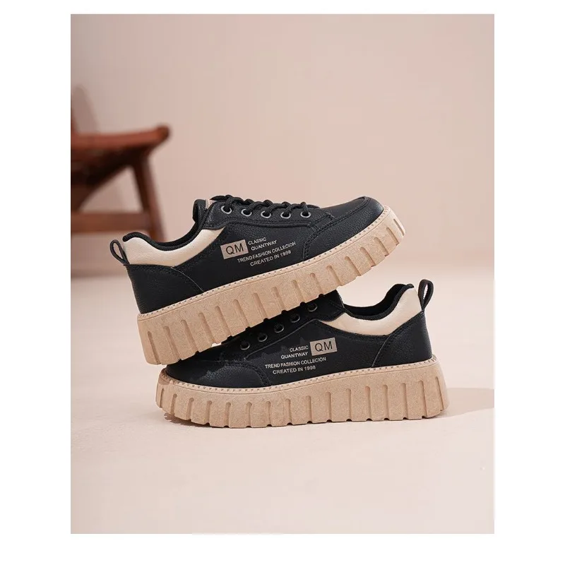 Women 2026 unky Dad Sneakers Leather Platform Casual Sports Shoes Lace-Up Street Style Versatile Student Trendy Footwear
Women 2026 unky Dad Sneakers Leather Platform Casual Sports Shoes Lace-Up Street Style Versatile Student Trendy Footwear