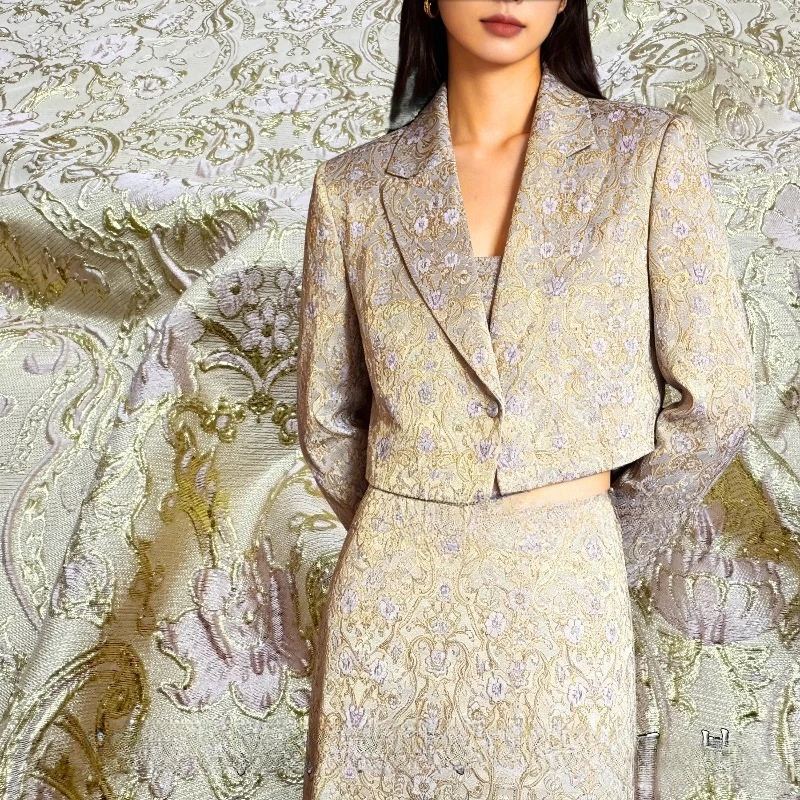 Golden Thread Jacquard Suit Fabric for Diy Sewing Coat Short Skirt Fashion Clothing Designer Cloth By The Meter
Golden Thread Jacquard Suit Fabric for Diy Sewing Coat Short Skirt Fashion Clothing Designer Cloth By The Meter