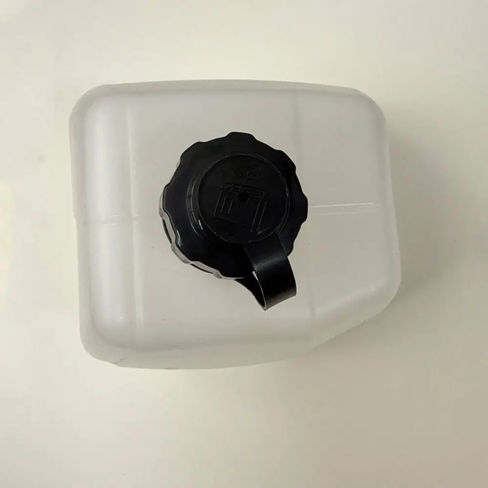 Прочный пластиковый топливный бак для газонокосилки, утолщенный белый бензобак в сборе, запасная часть GX35/40-6, держатель для хранения масла для Makita/NB411
Прочный пластиковый топливный бак для газонокосилки, утолщенный белый бензобак в сборе, запасная часть GX35/40-6, держатель для хранения масла для Makita/NB411
