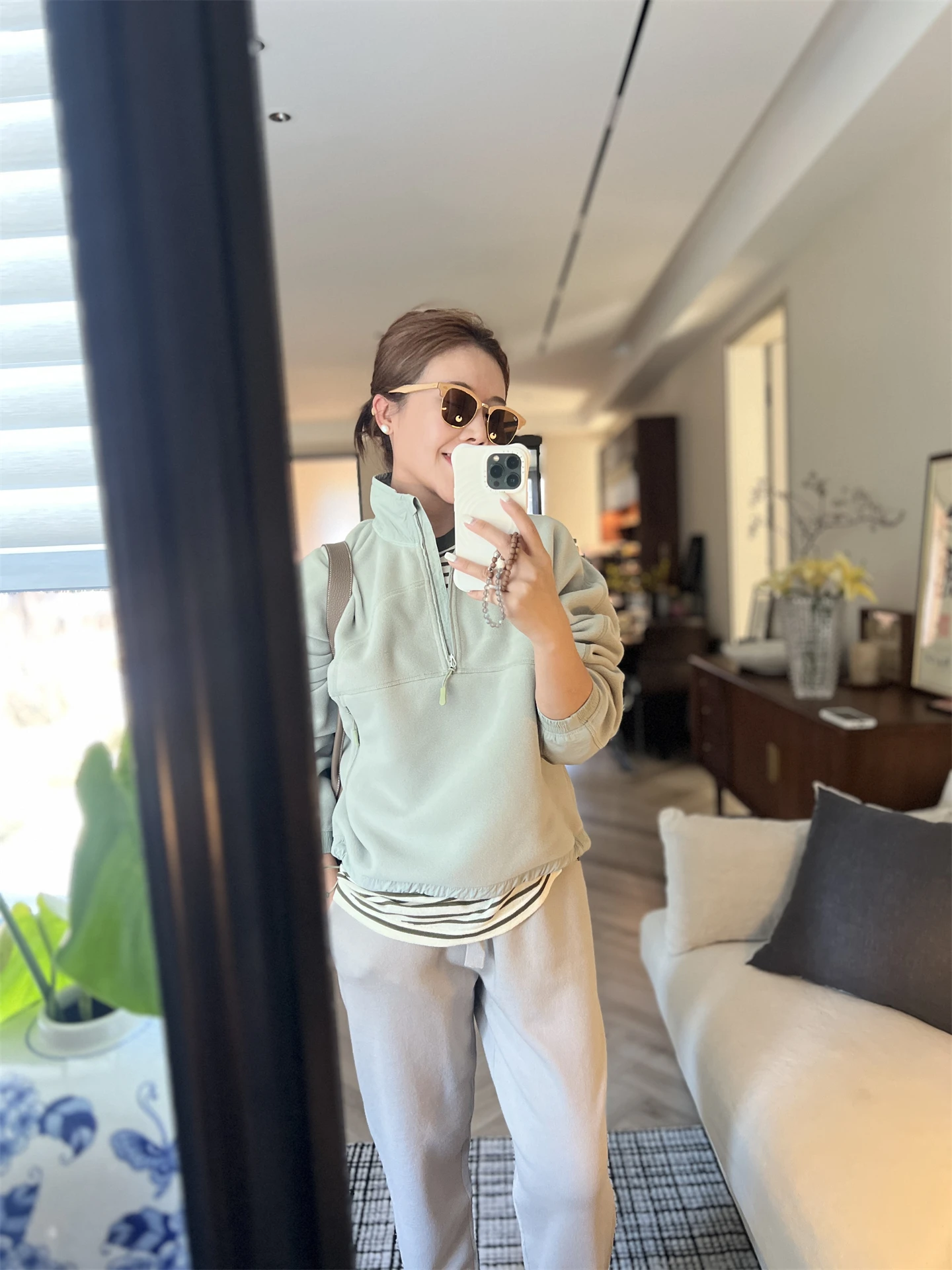 Laid-ba Sle Lightweight Warm Beige Stand Collar f Zip Fce Sweatirt Spring Spor Girls Casual Long Sve Top
Laid-ba Sle Lightweight Warm Beige Stand Collar f Zip Fce Sweatirt Spring Spor Girls Casual Long Sve Top