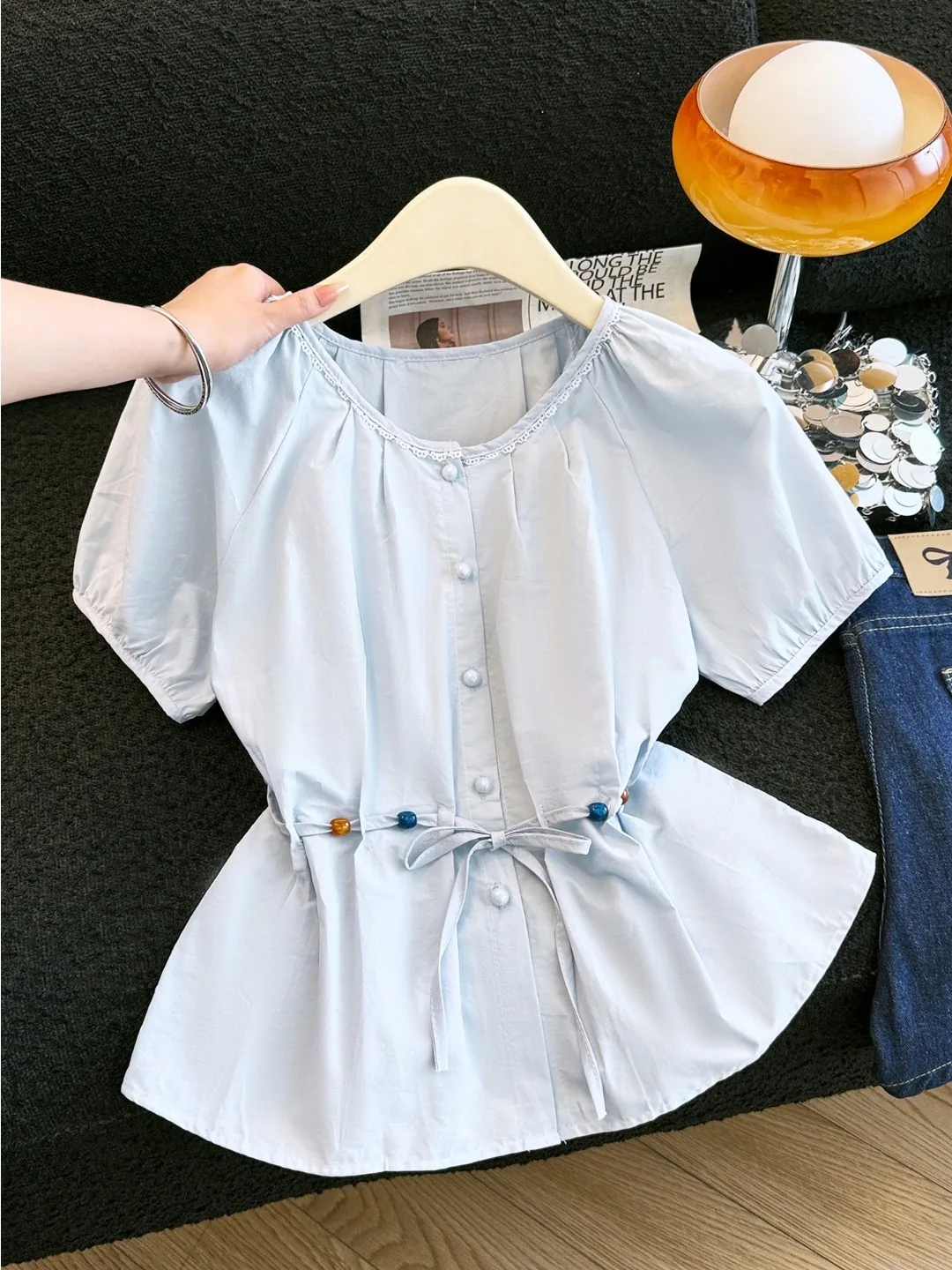 French Style Beaded Sash Bubble Sleeve Shirt Women's Elegant Slimming Short Sleeve Top Summer 2026 Cotton Polyester Blend
French Style Beaded Sash Bubble Sleeve Shirt Women's Elegant Slimming Short Sleeve Top Summer 2026 Cotton Polyester Blend