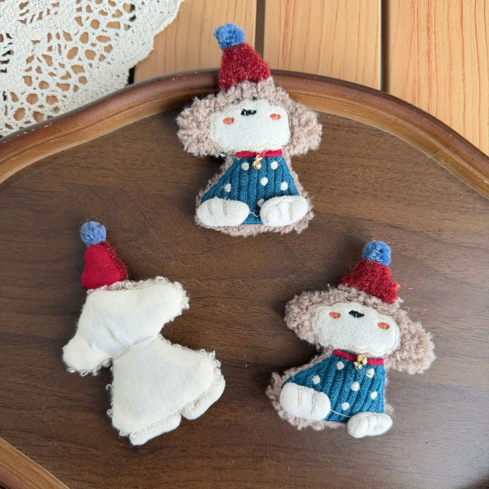 Stuffed Plush Curly Dog Cartoon Brooch Pin DIY Sewing Accessory for Purse Backpack Apparel Trim Versatile Handmade
Stuffed Plush Curly Dog Cartoon Brooch Pin DIY Sewing Accessory for Purse Backpack Apparel Trim Versatile Handmade