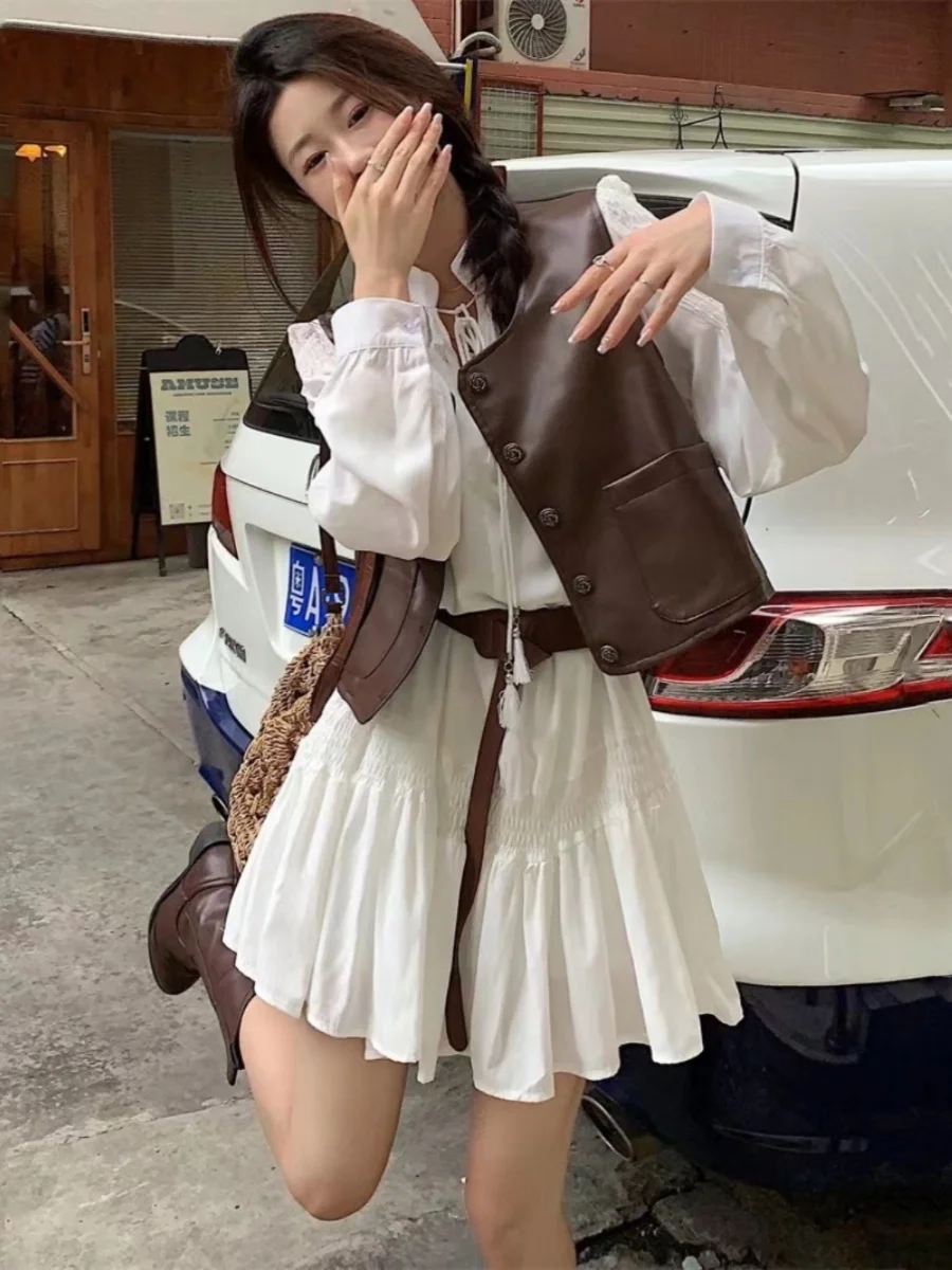 Vests Waistcoats Thin Womens Vest Black Spring Linen Embroidered Pleated Slim-Fitting O-Collar Minimalist Korean Style College
Vests Waistcoats Thin Womens Vest Black Spring Linen Embroidered Pleated Slim-Fitting O-Collar Minimalist Korean Style College