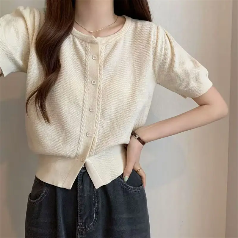 Summer Vintage Knitted Short Sleeve round Neck Open Cardigan T-Shirt Women's Casual Style Soft Fabric Regular Fit Single Piece
Summer Vintage Knitted Short Sleeve round Neck Open Cardigan T-Shirt Women's Casual Style Soft Fabric Regular Fit Single Piece