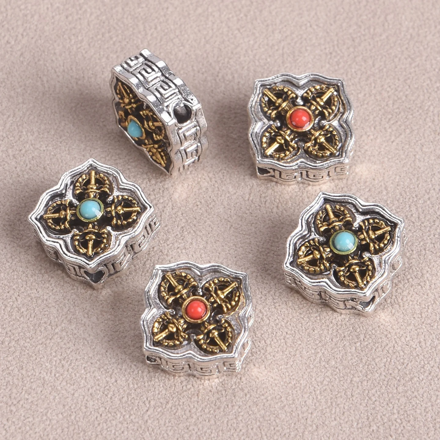 5PCS Square Shape Cross Flower 12mm Golden Silver Color Alloy Metal Loose Beads For Jewelry Making DIY Findings
5PCS Square Shape Cross Flower 12mm Golden Silver Color Alloy Metal Loose Beads For Jewelry Making DIY Findings