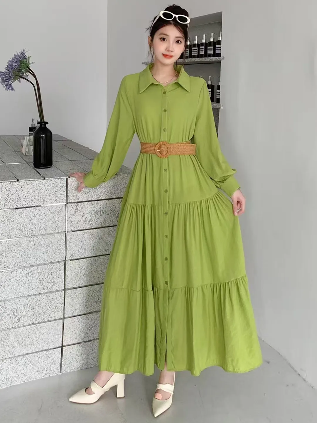 New Spring Autumn Women Turn-down Collar Long Sleeve Belt Slim Long Dress High Quality Vintage Solid Color Cotton Linen Dress
New Spring Autumn Women Turn-down Collar Long Sleeve Belt Slim Long Dress High Quality Vintage Solid Color Cotton Linen Dress