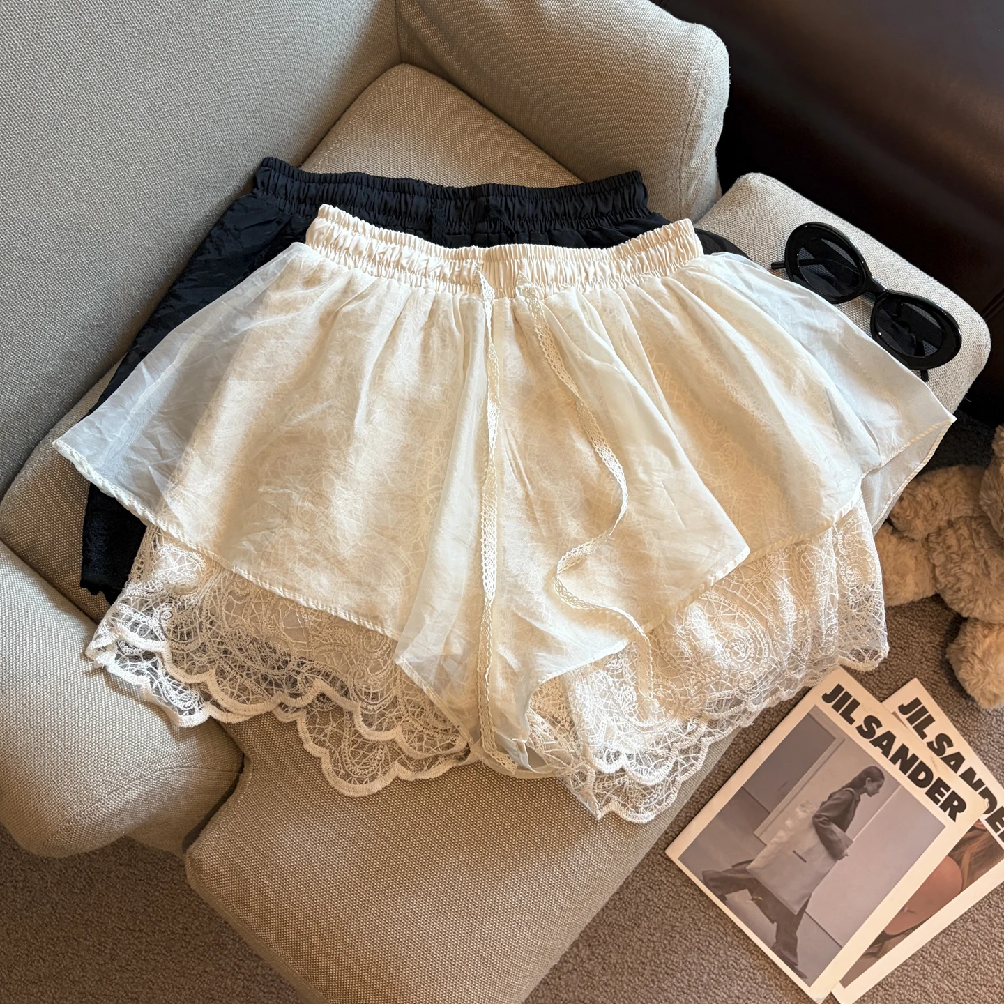 Women's Summer Sweet Lace Mesh Shorts Lady Streetwear Drawstring Waist Elastic Waist A Line Shorts
Women's Summer Sweet Lace Mesh Shorts Lady Streetwear Drawstring Waist Elastic Waist A Line Shorts
