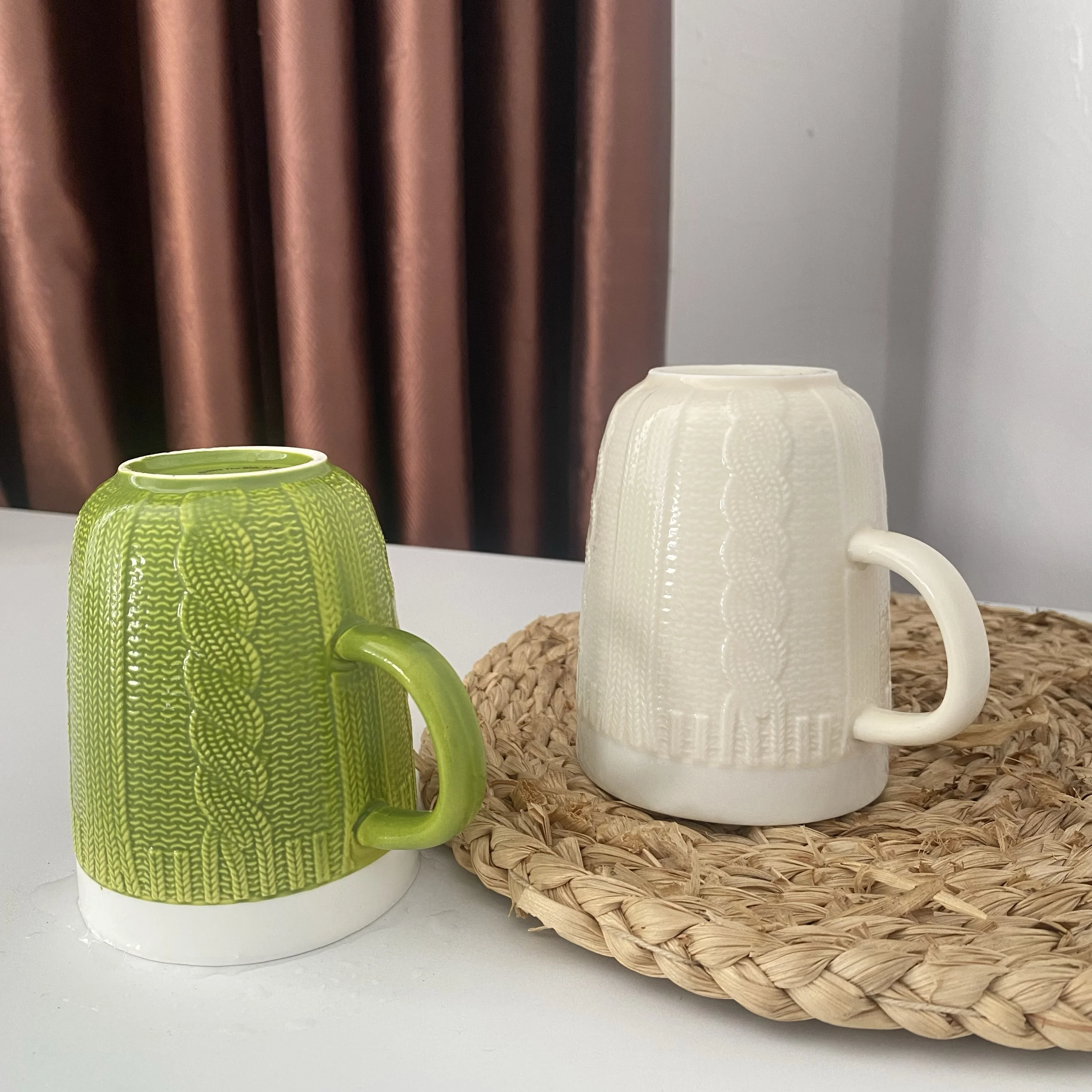 Embossed wool thread ceramic water cup high value mug small fresh wool thread cup high temperature resistant coffee cup
Embossed wool thread ceramic water cup high value mug small fresh wool thread cup high temperature resistant coffee cup