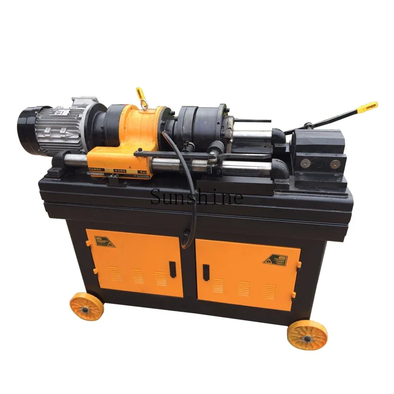 Jinglai mechanical steel bar large straight thread rolling 4KW national standard motor
Jinglai mechanical steel bar large straight thread rolling 4KW national standard motor