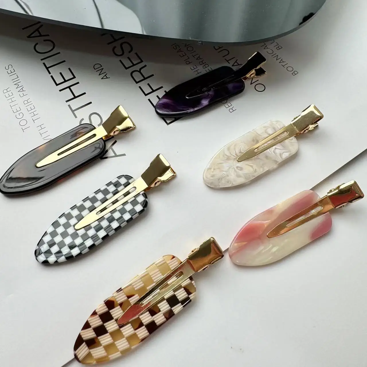 3pcs Traceless Hairclips for Girls and Women Acetate Hair Clip Make up Hair tools Hair Accessories
3pcs Traceless Hairclips for Girls and Women Acetate Hair Clip Make up Hair tools Hair Accessories