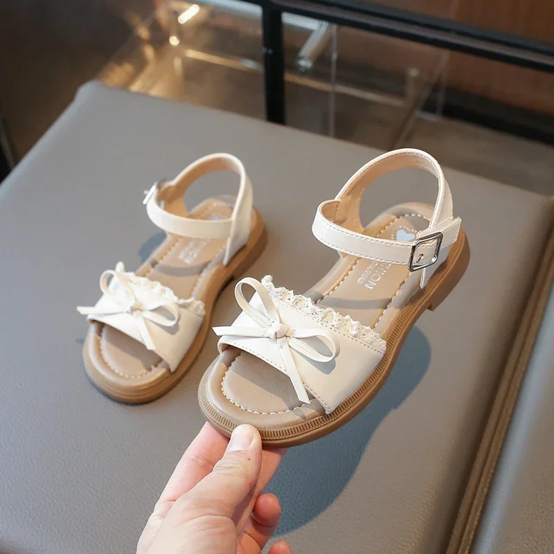 Summer New Children's Flat Sandals Korean Style Fashion Open-toe Princess Shoes for Girls Bowknot Sweet Versatile Kids Sandals
Summer New Children's Flat Sandals Korean Style Fashion Open-toe Princess Shoes for Girls Bowknot Sweet Versatile Kids Sandals
