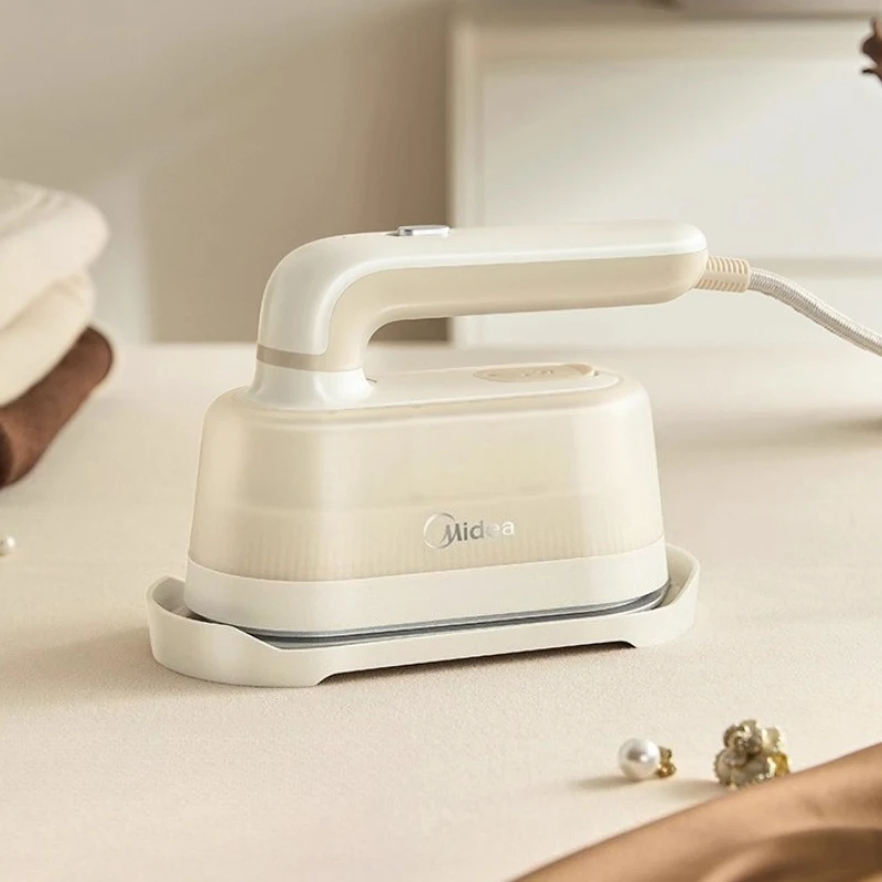 Midea's new handheld hanging iron household ironing machine small portable ironing clothes dormitory large steam electric iron
Midea's new handheld hanging iron household ironing machine small portable ironing clothes dormitory large steam electric iron