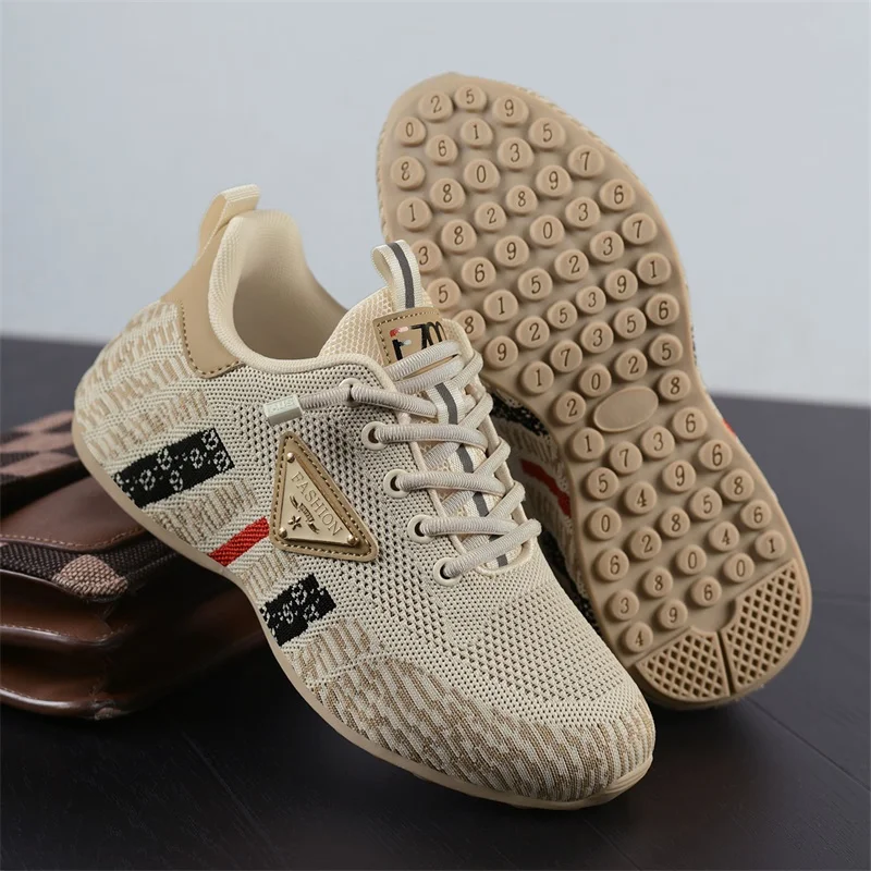 Мужская и женская легкая роскошная спортивная обувь для гольфа, кроссовки для фитнеса на открытом воздухе, мужская повседневная нескользящая спортивная обувь
Мужская и женская легкая роскошная спортивная обувь для гольфа, кроссовки для фитнеса на открытом воздухе, мужская повседневная нескользящая спортивная обувь