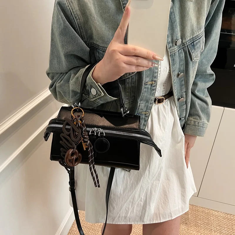 2025 S/S Fashion Women‘s Tote Bag, Genuine Leather Multi-way Shoulder Crossbody Purse, Vintage Chic Large Capacity Work Bag
2025 S/S Fashion Women‘s Tote Bag, Genuine Leather Multi-way Shoulder Crossbody Purse, Vintage Chic Large Capacity Work Bag