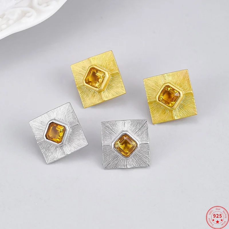 S925 Sterling Silver Studs Earring for Women Gilded Brushed Geometric Inlaid Citrine Ear Studs Fashion Jewelry Wholesale
S925 Sterling Silver Studs Earring for Women Gilded Brushed Geometric Inlaid Citrine Ear Studs Fashion Jewelry Wholesale