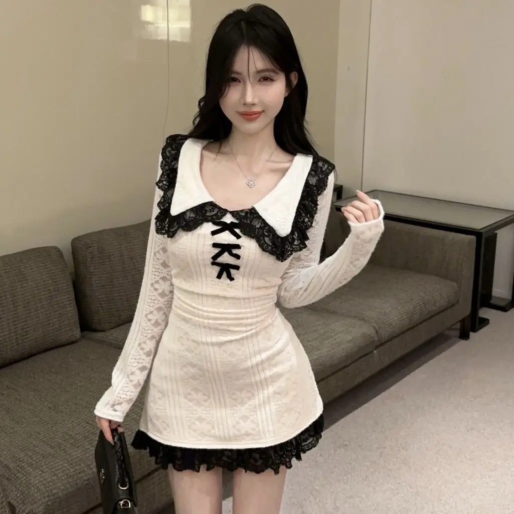 Korea Embroidered Contrasting Color Navy Lapel Dress Spring New Sweet Hot Girl Slim Fashionable Slim Lace Spliced Hip Skirt
Korea Embroidered Contrasting Color Navy Lapel Dress Spring New Sweet Hot Girl Slim Fashionable Slim Lace Spliced Hip Skirt