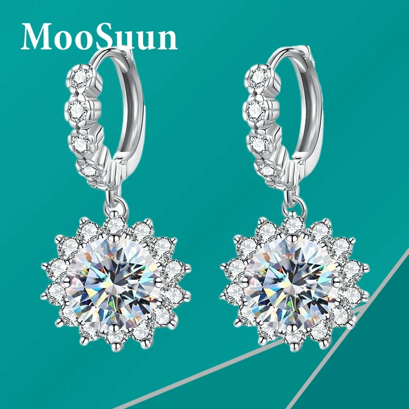 MooSuun 2.0ct 4.0ct 6.0ct Moissanite Diamond Sunflower Drop Earrings for Women S925 Sterling Silver Wedding Jewelry Engagement
MooSuun 2.0ct 4.0ct 6.0ct Moissanite Diamond Sunflower Drop Earrings for Women S925 Sterling Silver Wedding Jewelry Engagement