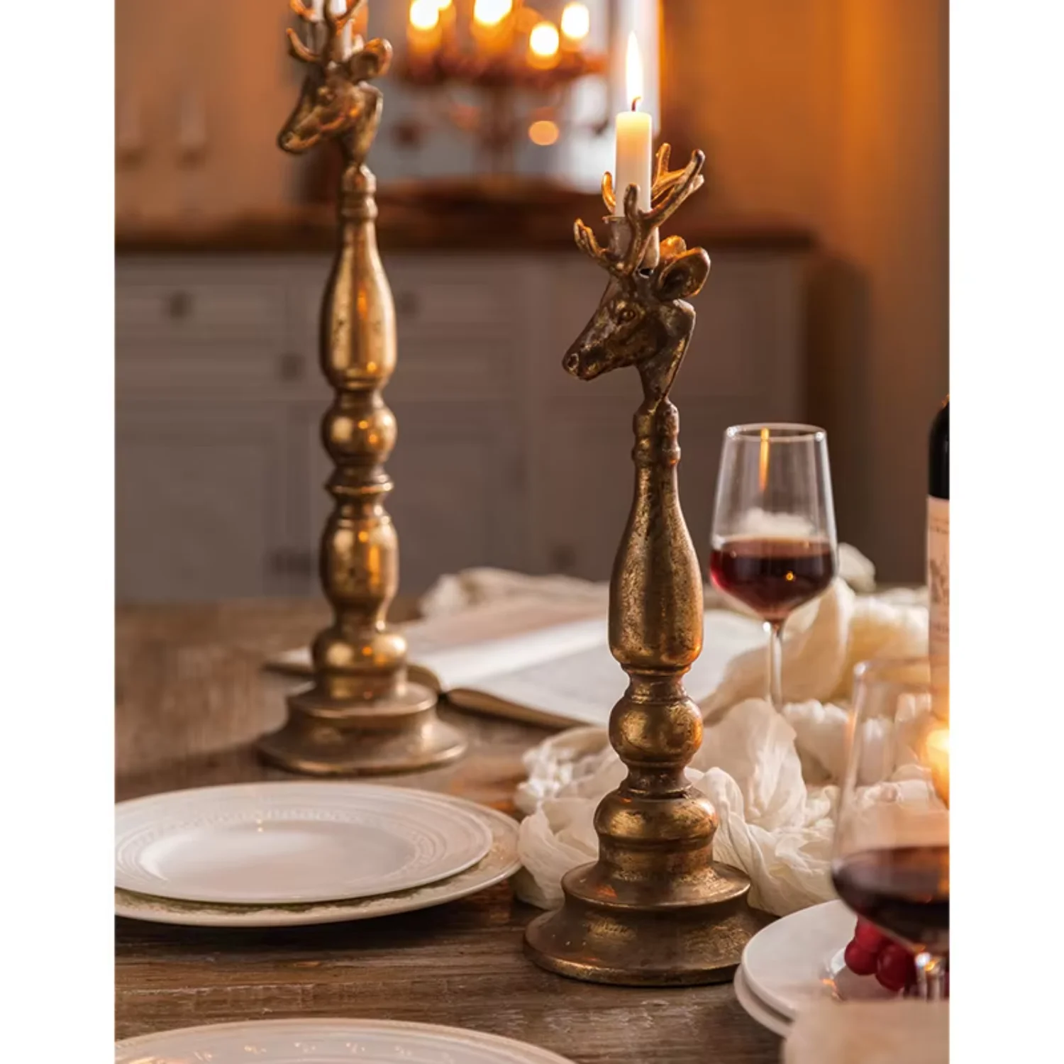 High Quality Metal Candlestick Vintage Golden Iron Candle Holder Stand for Wedding Christmas Party Decoration
High Quality Metal Candlestick Vintage Golden Iron Candle Holder Stand for Wedding Christmas Party Decoration