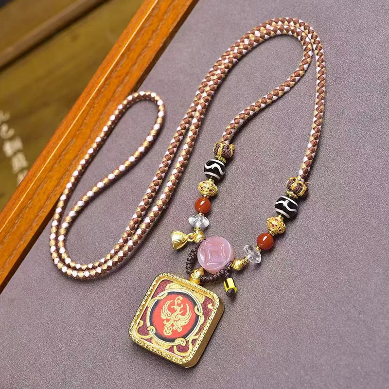 Thangka Candid Auspicious Treasure Vajra Pendant Necklace
Thangka Candid Auspicious Treasure Vajra Pendant Necklace