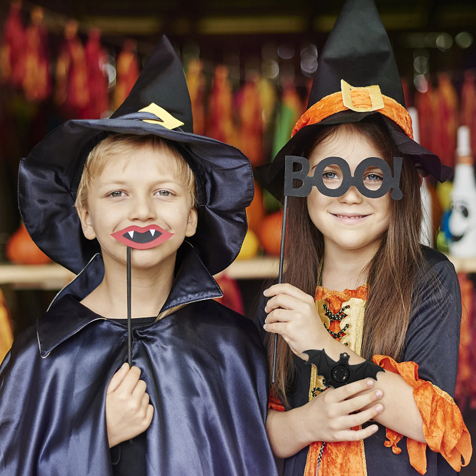 20Pcs Bat-Shaped Whistle Halloween Party Favors Fun Noise-Making Cheer Prop for Kids Festive Decoration Portable Lightweight
20Pcs Bat-Shaped Whistle Halloween Party Favors Fun Noise-Making Cheer Prop for Kids Festive Decoration Portable Lightweight