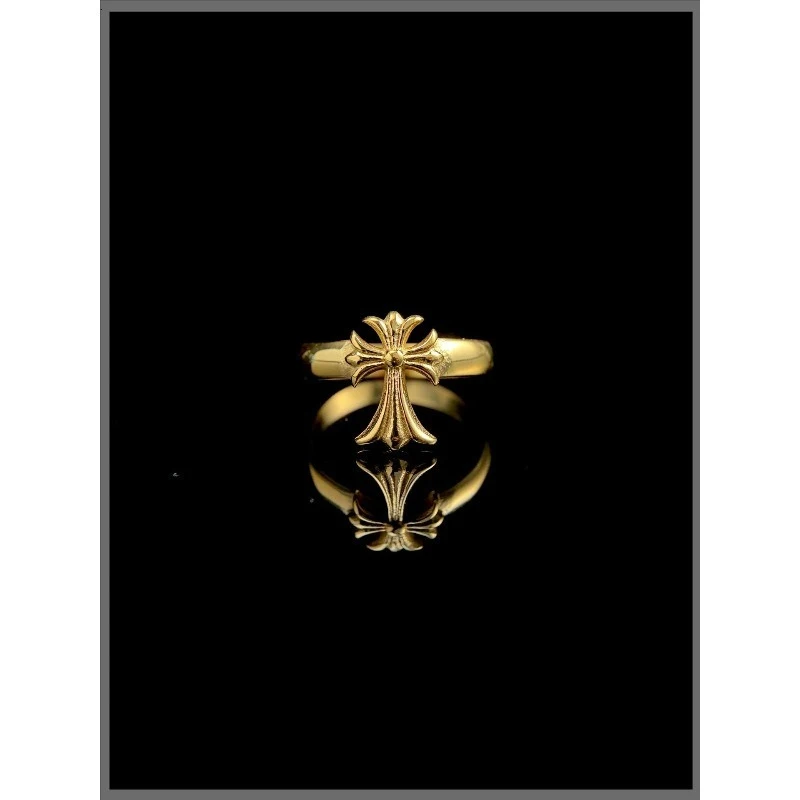 Retro Gold Cross Flower Titanium Steel Non-fading Ring Couple Men's Simple Niche Design Gothic Jewelry
Retro Gold Cross Flower Titanium Steel Non-fading Ring Couple Men's Simple Niche Design Gothic Jewelry