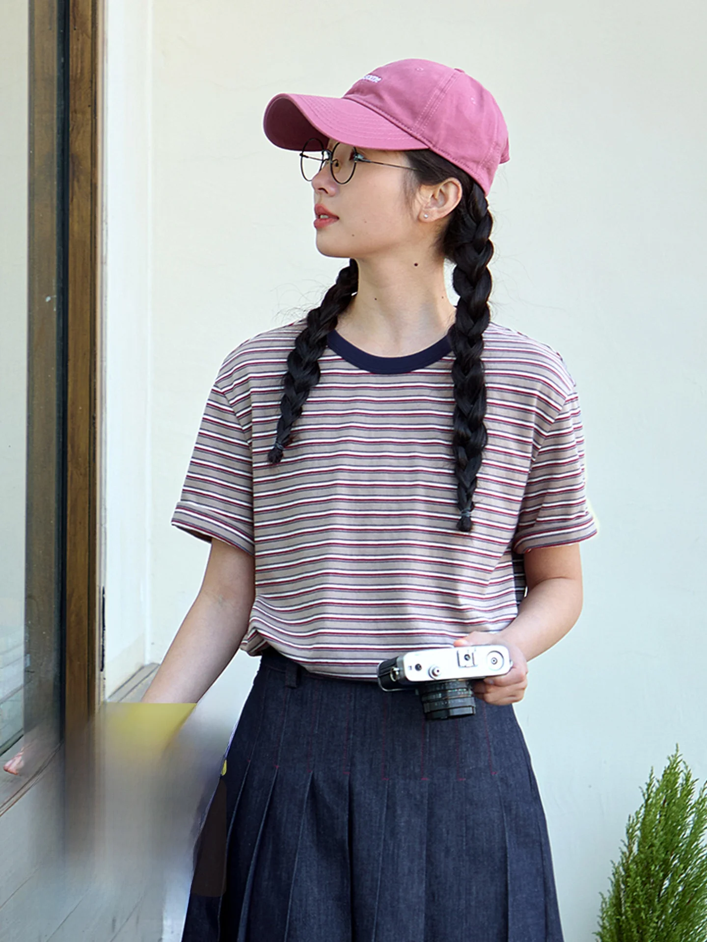 Original Japanese Style Pure Cotton round Neck Striped T-Shirt Women Summer Loose Casual Red Blue Stripes Short Sleeve Top
Original Japanese Style Pure Cotton round Neck Striped T-Shirt Women Summer Loose Casual Red Blue Stripes Short Sleeve Top