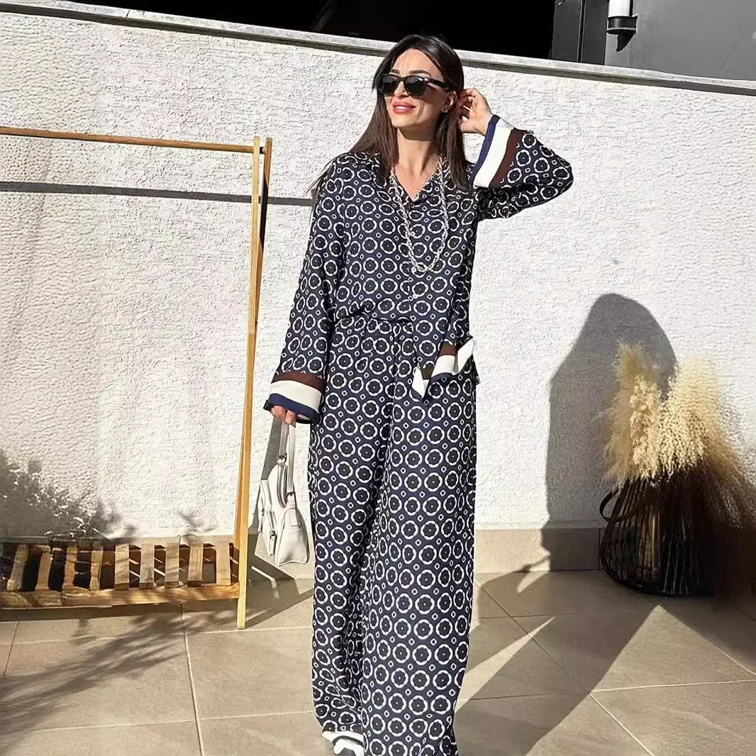 European and American New Fashion Casual Suit Printed Long-sleeved Shirt High Waist Trousers Two Piece Sets Womens Outifits
European and American New Fashion Casual Suit Printed Long-sleeved Shirt High Waist Trousers Two Piece Sets Womens Outifits