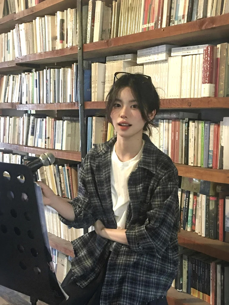 American Retro Plaid Long Sve irt Women Spring Autumn Loose Casual Ele Coat High Sensation Outerwear Collar
American Retro Plaid Long Sve irt Women Spring Autumn Loose Casual Ele Coat High Sensation Outerwear Collar