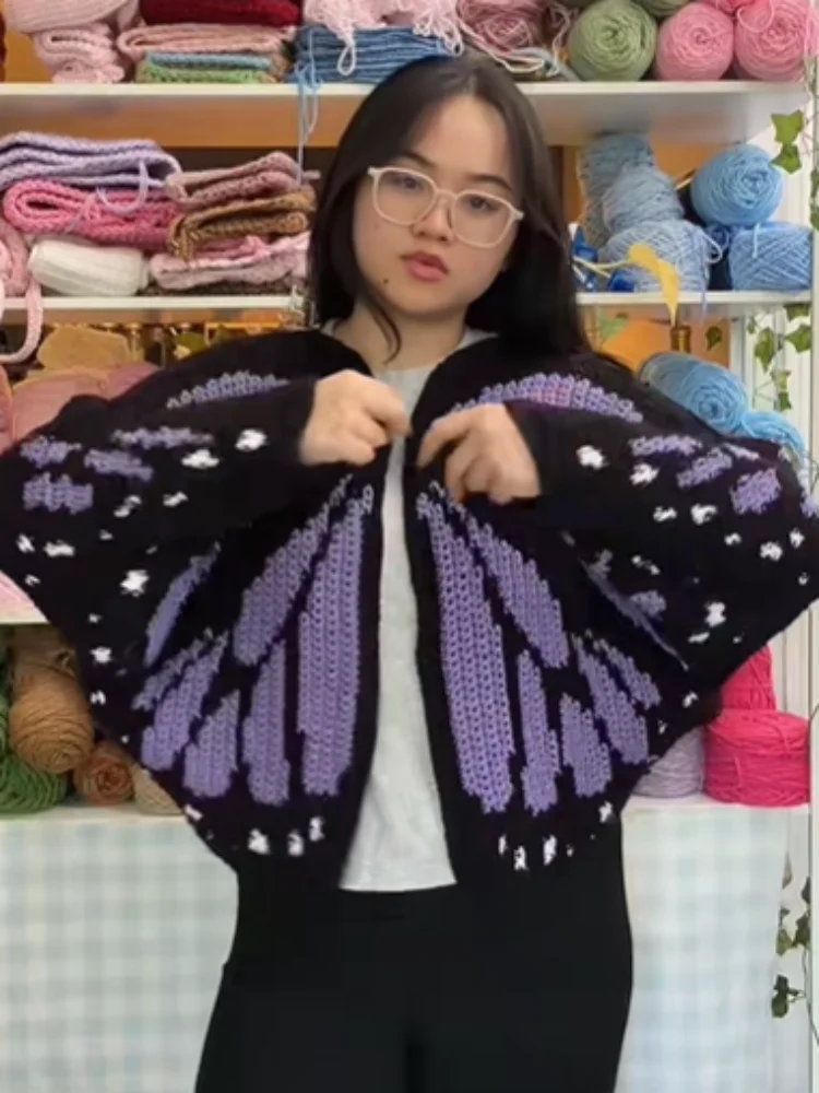 Women's Chic Soft Butterfly Shaped Knitted Sweater V Neck Long Sleeve Cardigan Sweater Female Clothing 2026 New Casual Clothes
Women's Chic Soft Butterfly Shaped Knitted Sweater V Neck Long Sleeve Cardigan Sweater Female Clothing 2026 New Casual Clothes