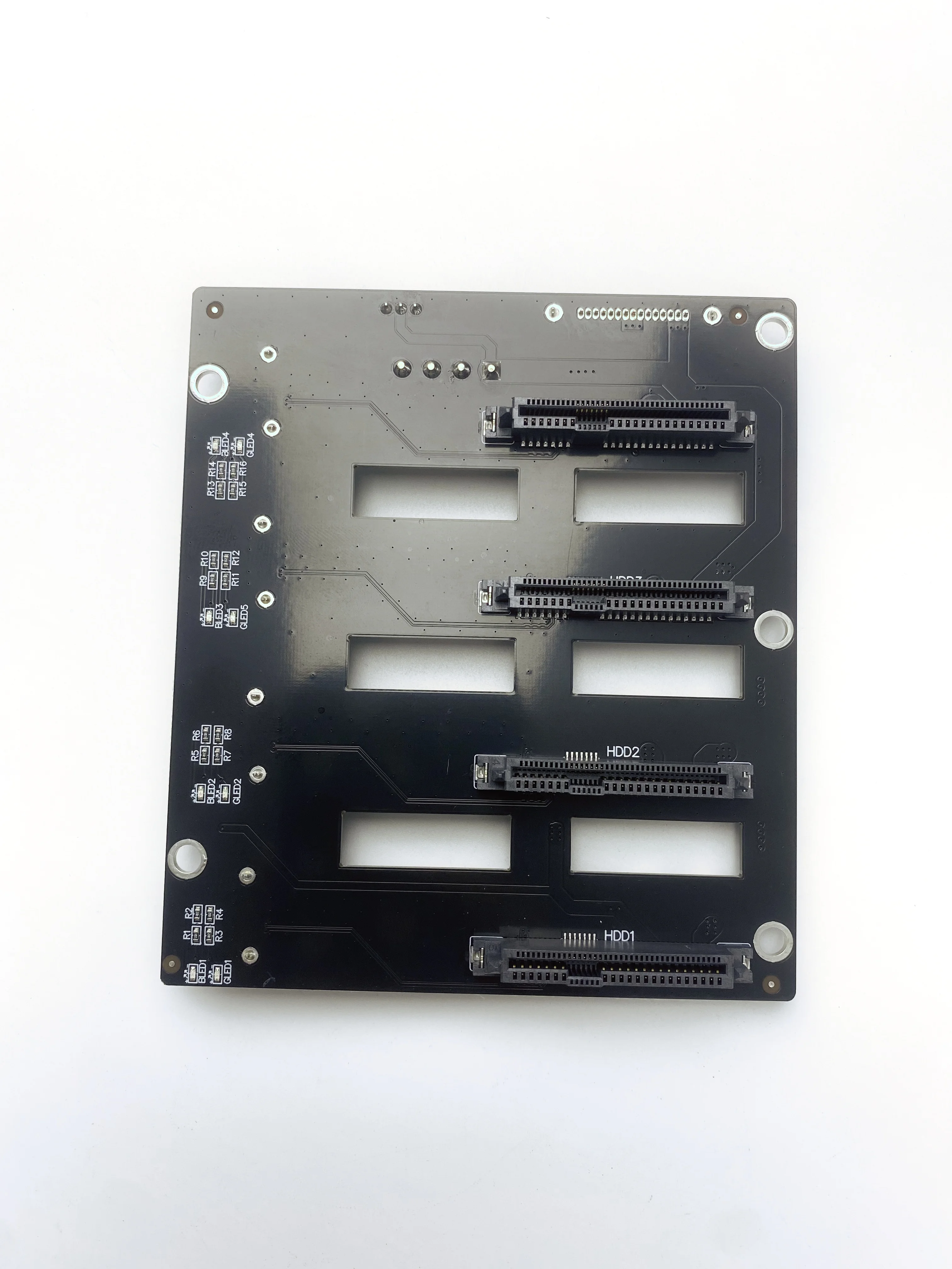 Server Backplane N4 SATA Hard Disk Expansion Backplane 4 interface is Compatible With Server /PC Hard Disk Expansion
Server Backplane N4 SATA Hard Disk Expansion Backplane 4 interface is Compatible With Server /PC Hard Disk Expansion