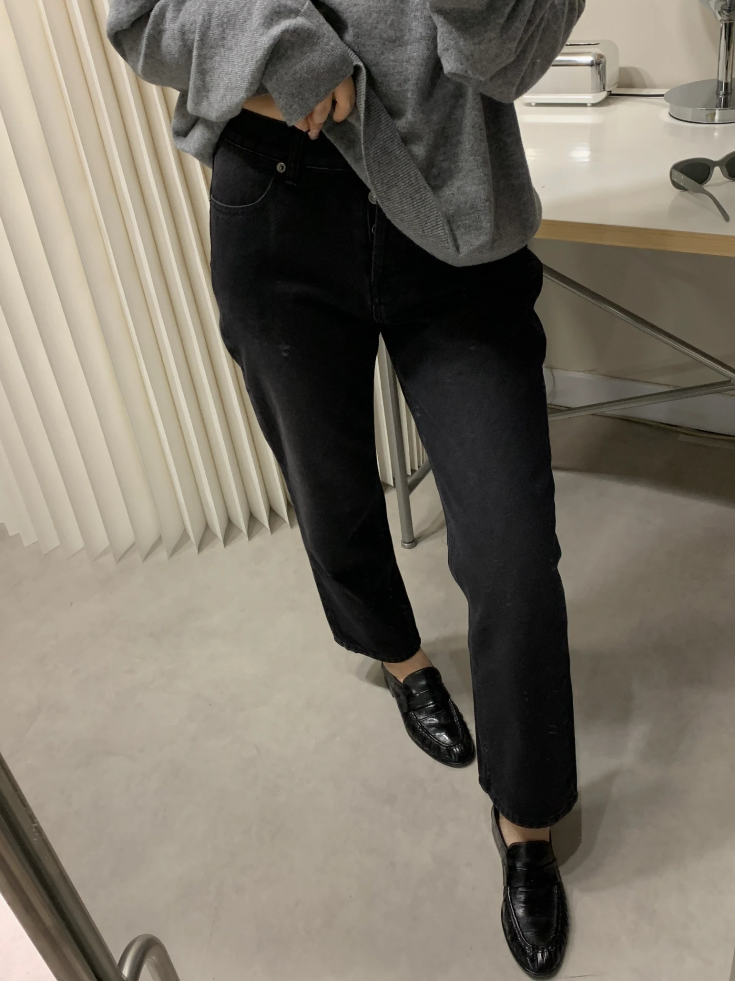 Minimalist Black White Denim Pencil Pants Slimming Versatile Women's Jeans Straight Leg Natural Waist Spring Season Ladies
Minimalist Black White Denim Pencil Pants Slimming Versatile Women's Jeans Straight Leg Natural Waist Spring Season Ladies