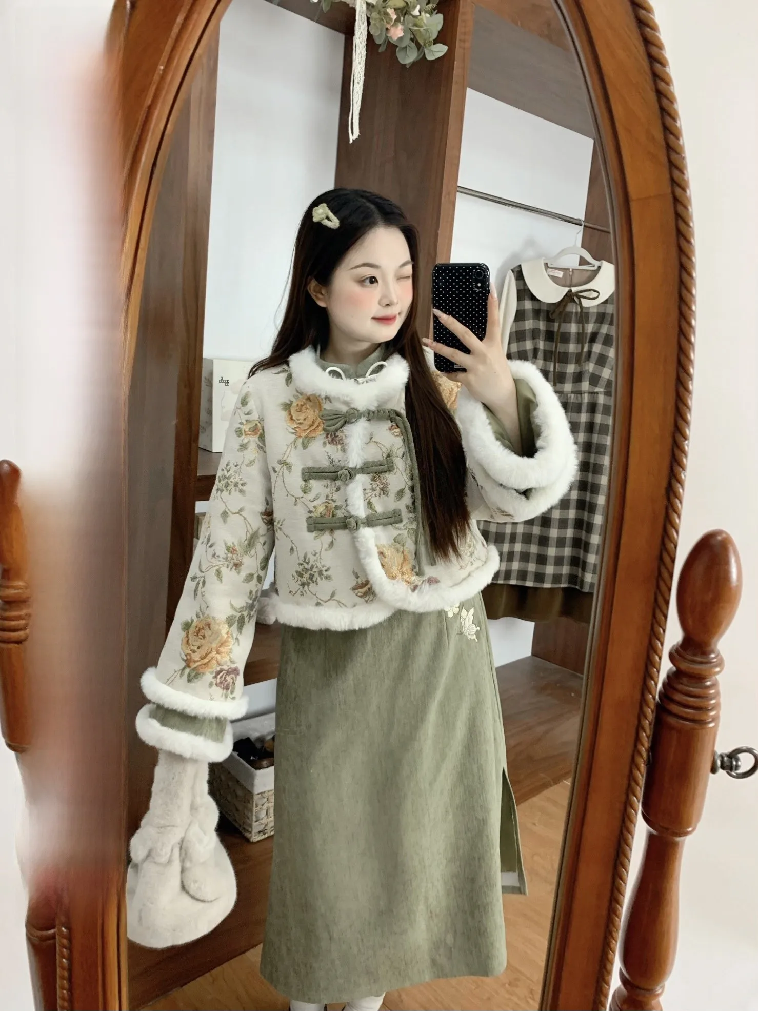 Spicy Large Size Women's Clothing Set Moon Bay Rabbit Heavy Embroidery Improved Chinese Sle plus Size Dr
Spicy Large Size Women's Clothing Set Moon Bay Rabbit Heavy Embroidery Improved Chinese Sle plus Size Dr