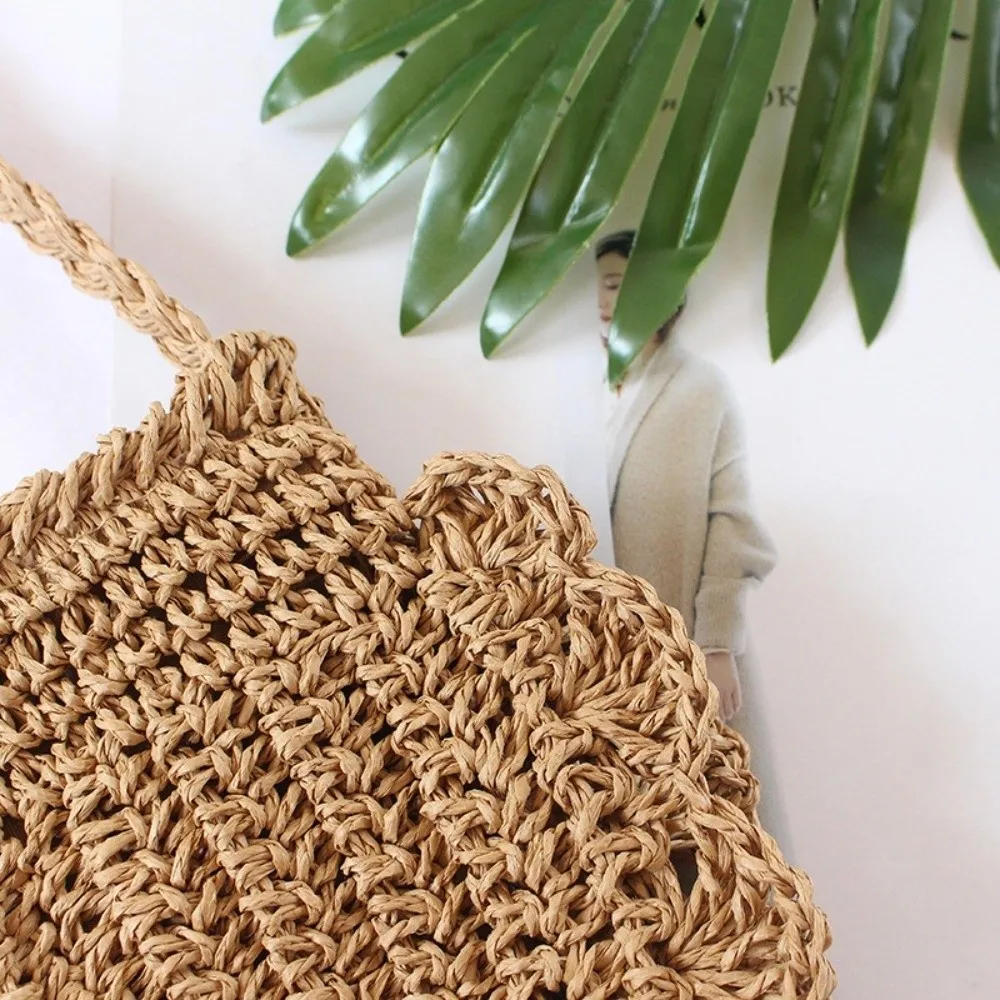 Trend Versatile Straw Woven Handbag Large Capacity Ethnic Style Crossbody Bag Casual Beach Bag Women
Trend Versatile Straw Woven Handbag Large Capacity Ethnic Style Crossbody Bag Casual Beach Bag Women