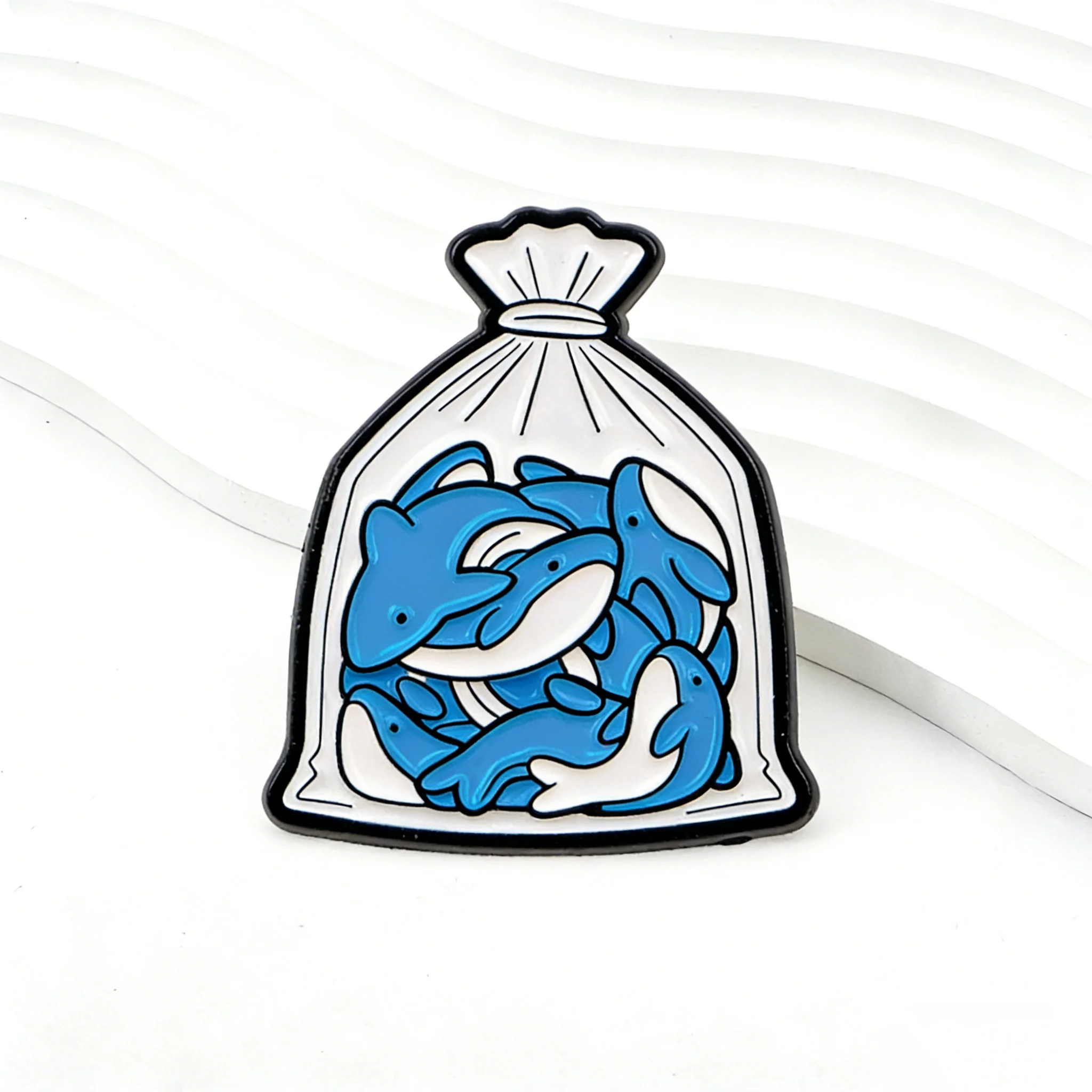 Kawaii Blue Whale Enamel Pins Cartoon Bag of Whales Brooches Funny Badges for Backpacks Collection Gifts Cosplay Accessories
Kawaii Blue Whale Enamel Pins Cartoon Bag of Whales Brooches Funny Badges for Backpacks Collection Gifts Cosplay Accessories