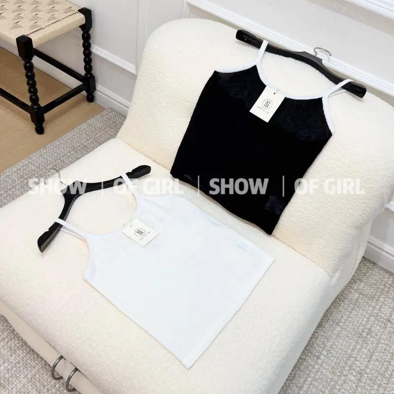 Chic And Versatile! 2026 Black And White Two-color Embroidered Knitted Camisole Base Top For Women
Chic And Versatile! 2026 Black And White Two-color Embroidered Knitted Camisole Base Top For Women