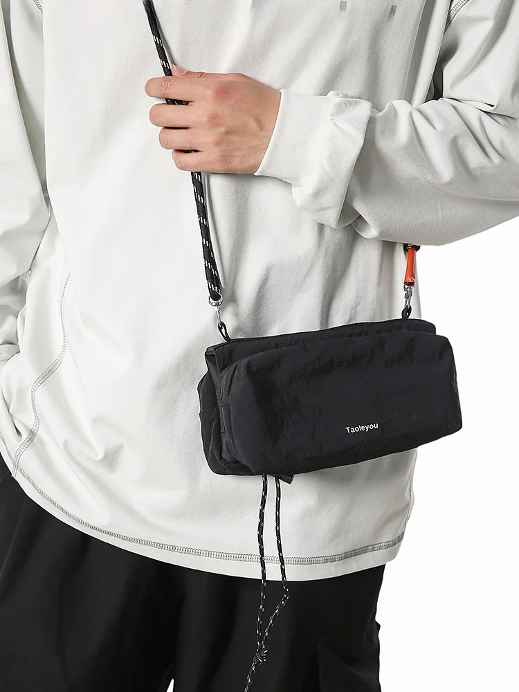 Outdoor Sports Water Cup Bag Portable Crossbody Bag for Men Lightweight Cycling Hiking Water Bottle Bag Casual Nylon Pur...
Outdoor Sports Water Cup Bag Portable Crossbody Bag for Men Lightweight Cycling Hiking Water Bottle Bag Casual Nylon Pur...