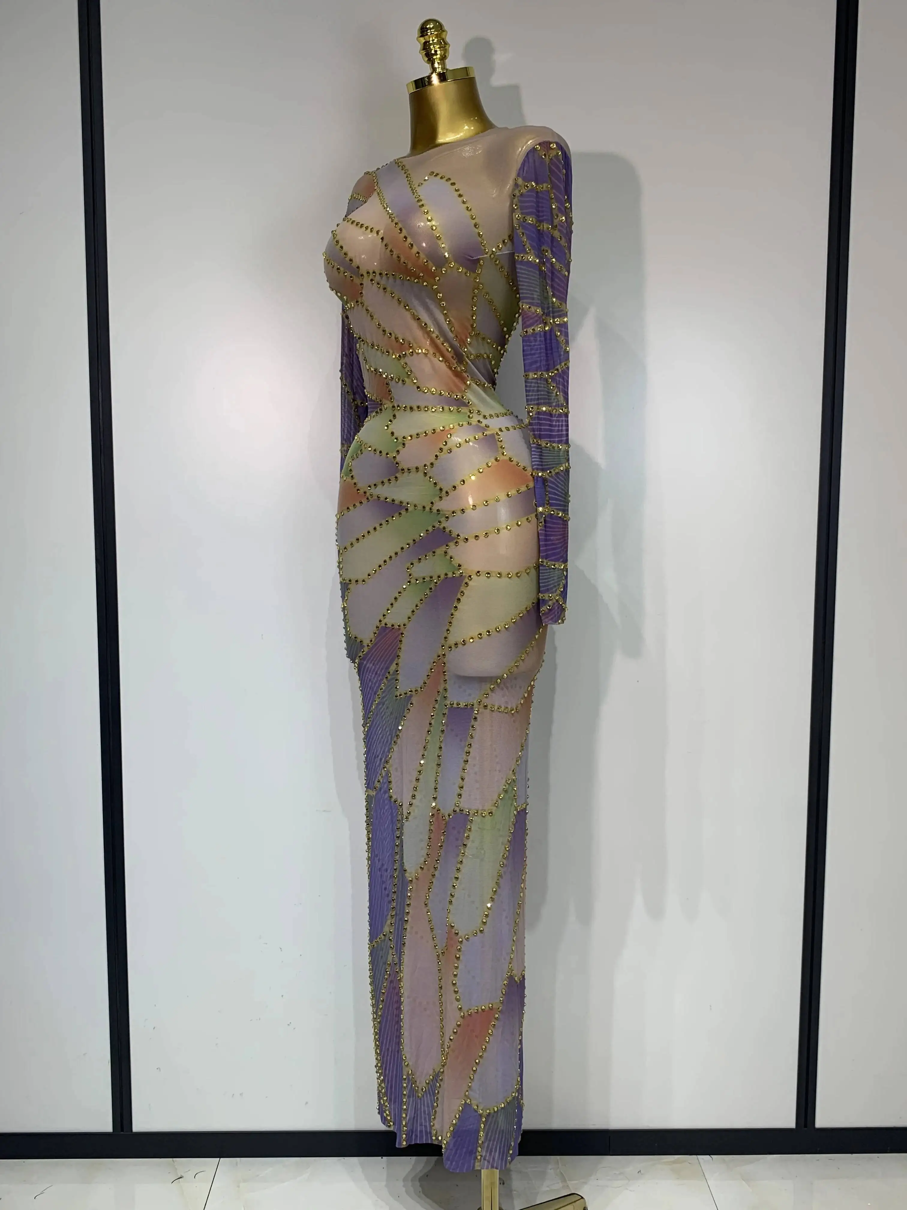 Sparkly Stretchy Mesh See Through Dress Women 2025 Performance Dancer Costume Luxury Birthday Nightclub Stage Outfit 27TJ
Sparkly Stretchy Mesh See Through Dress Women 2025 Performance Dancer Costume Luxury Birthday Nightclub Stage Outfit 27TJ
