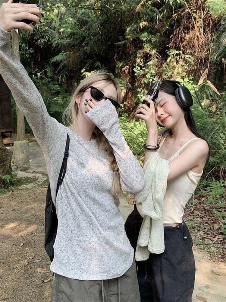Gray Thin Long Sleeve Sun Protection Cover up Tank Top And T-Shirt Two Piece Set Women Summer Lightweight Loose Air Condition...
Gray Thin Long Sleeve Sun Protection Cover up Tank Top And T-Shirt Two Piece Set Women Summer Lightweight Loose Air Condition...