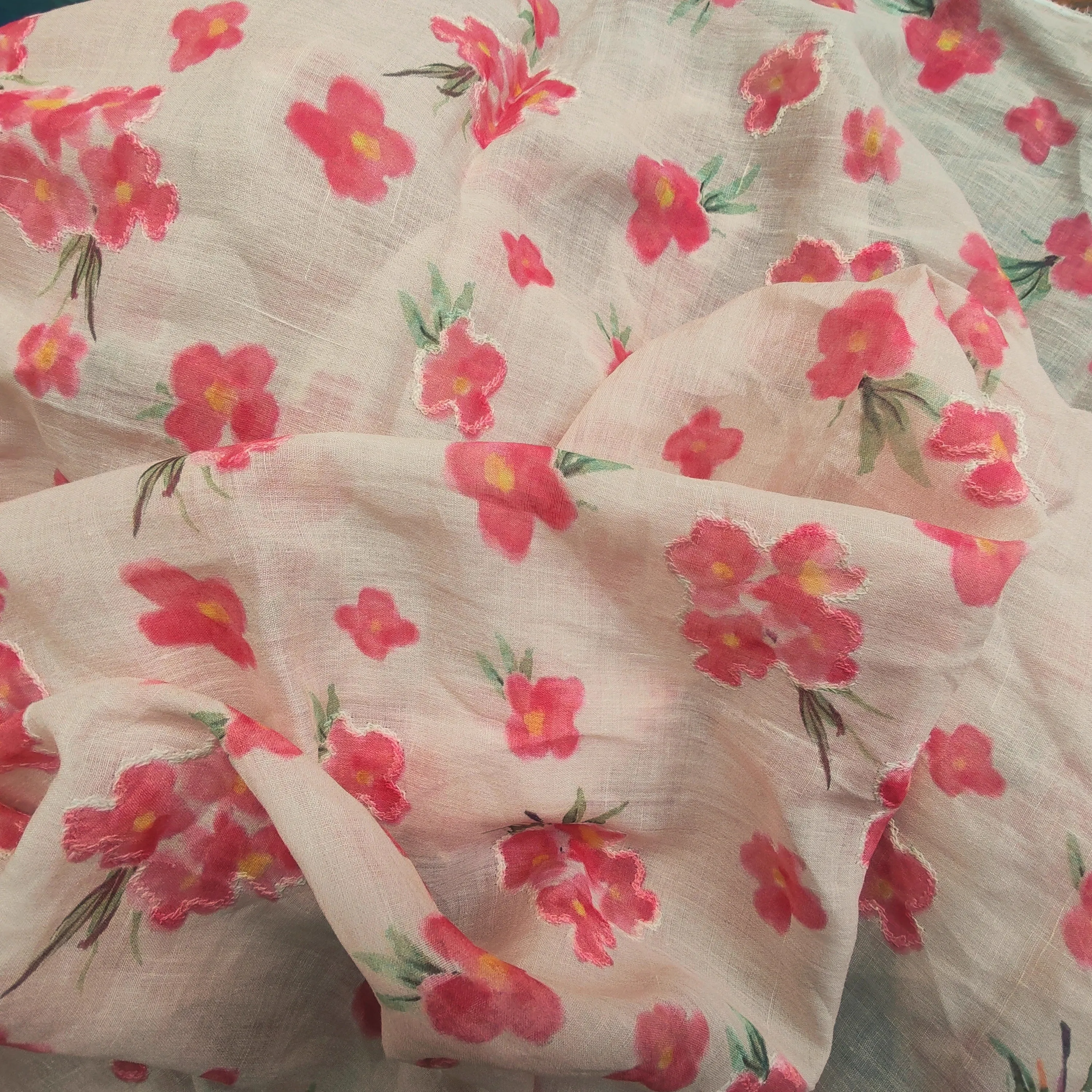 1yard Peach powder embroidery tissu natural ramie fabric Skirt dress shirt bag cheongsam fabric for clothing
1yard Peach powder embroidery tissu natural ramie fabric Skirt dress shirt bag cheongsam fabric for clothing