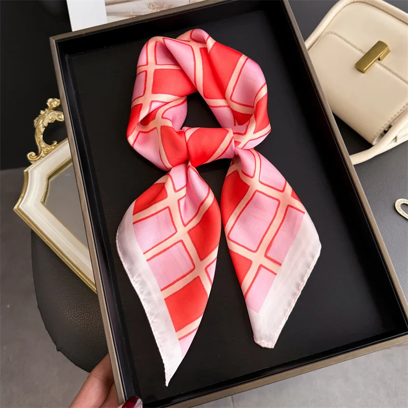 Роскошный дизайнерский квадратный шелковый женский шарф 70 см с принтом, атласные шарфы, модная шаль, платок, повязка на голову, бандана, хиджаб, накидка
Роскошный дизайнерский квадратный шелковый женский шарф 70 см с принтом, атласные шарфы, модная шаль, платок, повязка на голову, бандана, хиджаб, накидка