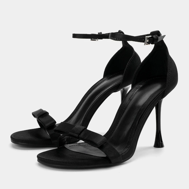 Sweet Satin Bow Heeled Sandals Women Sexy Open Toe Party Pumps Designer Ankle Strap Cover Heel Shoes Elegant Stiletto Heels
Sweet Satin Bow Heeled Sandals Women Sexy Open Toe Party Pumps Designer Ankle Strap Cover Heel Shoes Elegant Stiletto Heels